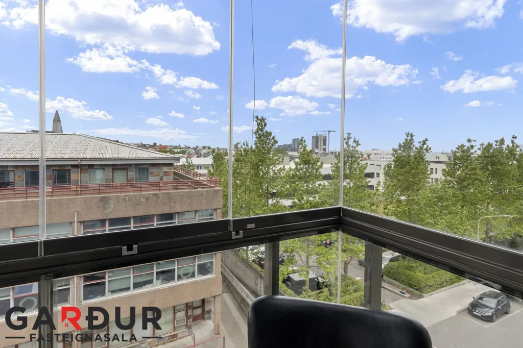 Rõdu - Apartment with Sea View in Reykjavík
