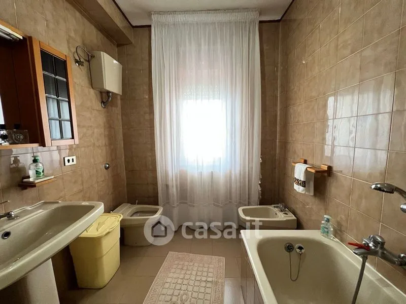 Vannitoad - Apartment with Balcony and Terrace in Crotone