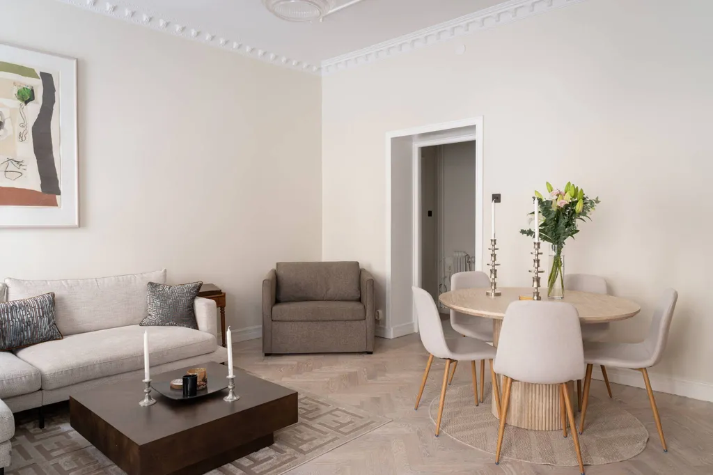 Soggiorno - Renovated Two-Bedroom in Östermalm