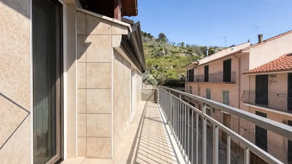 Balcon - Independent House with Balcony in San Giovanni Rotondo