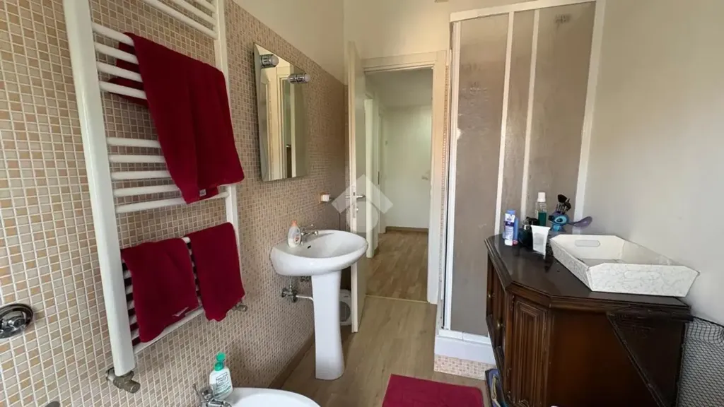 Salles de bain - Trilocale with Balcony in Montecompatri