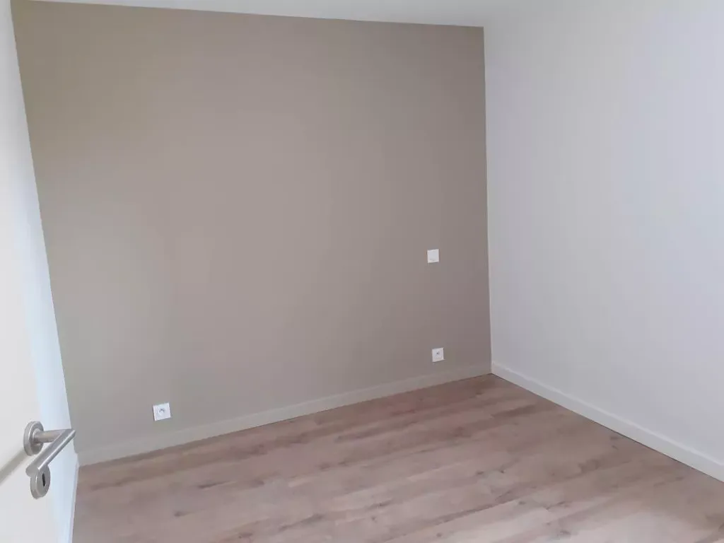 Pièces - Appartement T4 avec Terrasse à Rignac