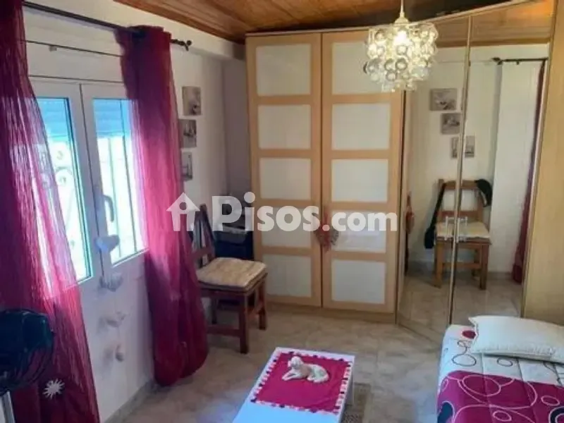 Chambres - Maison 3 chambres à ES