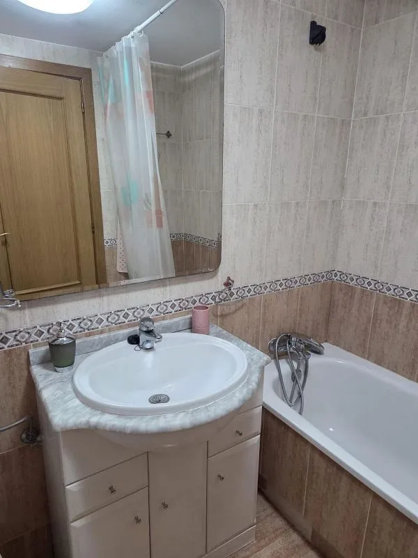 Bathrooms - Furnished Flat with Balcony in Beteró