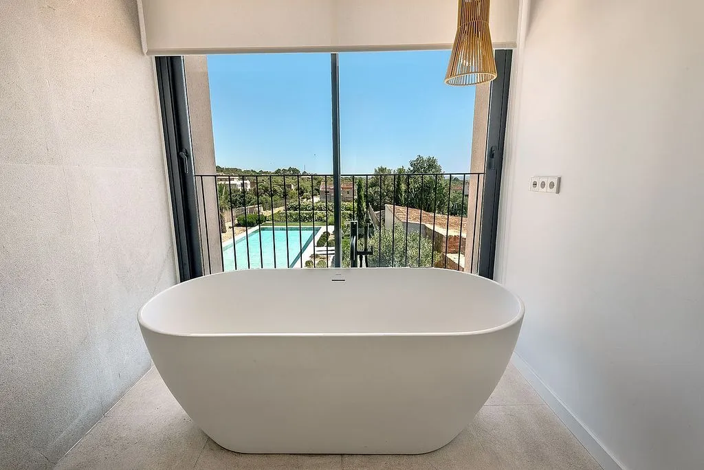 Salles de bain - Luxury Chalet with Pool in Pòrtol