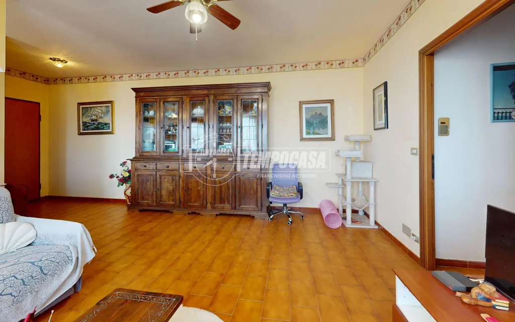 Séjour - Bright Trilocale with Balcony in Mappano