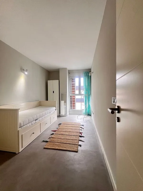 Bedrooms - Apartment with Pool in Calle Camelia
