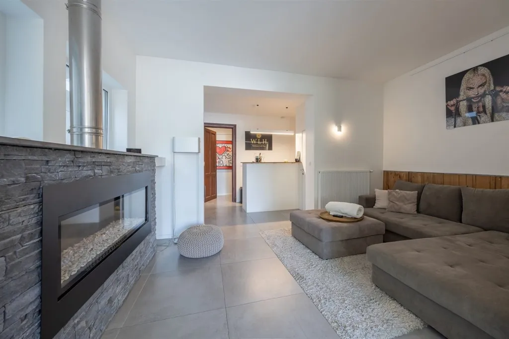 Soggiorno - Renovated Duplex/Triplex in Huy
