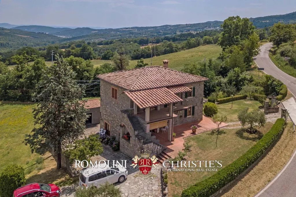 Õhuvaade - Country House with Panoramic View near Caprese Michelangelo