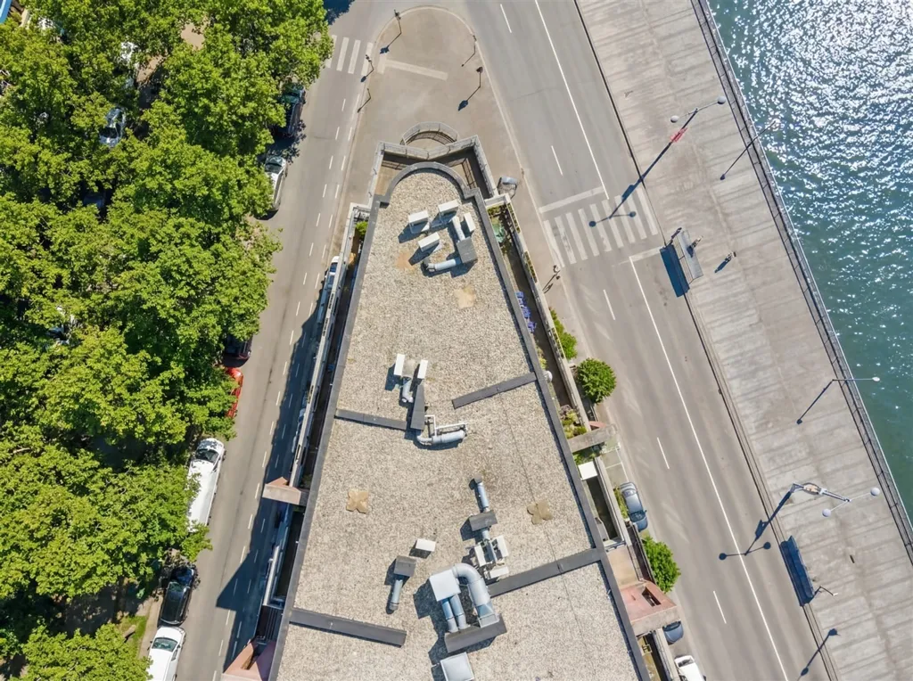 Õhuvaade - Penthouse with 300° View in Brussels