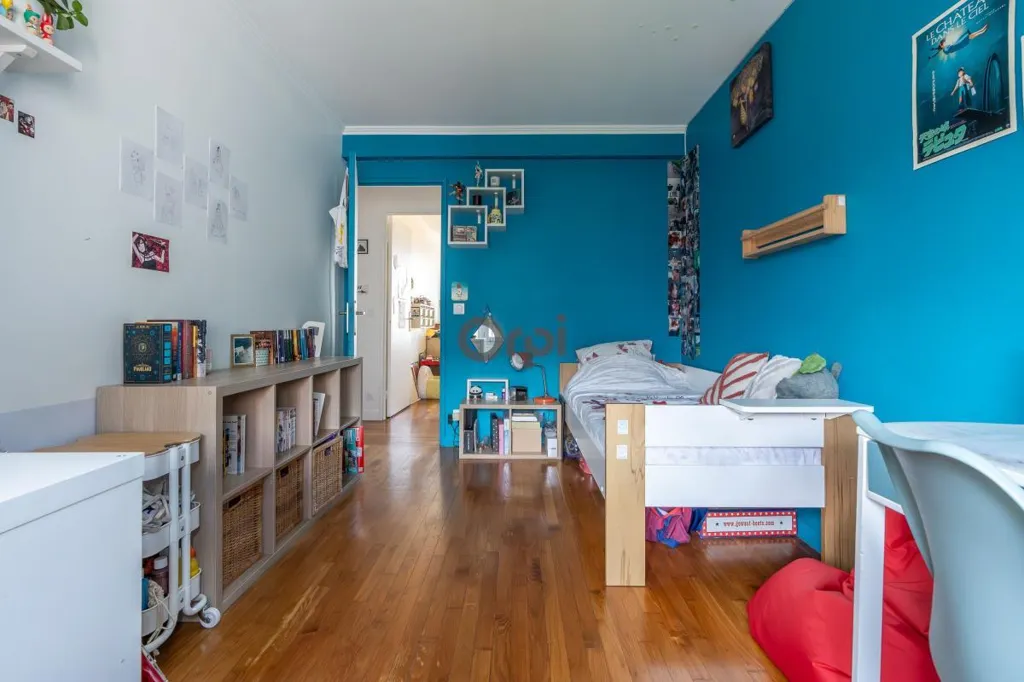 Bedrooms - 5-Piece Flat with Balcony in Joinville-le-Pont
