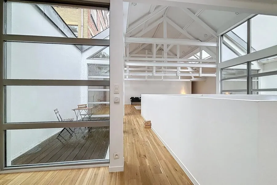 Living Room - Rear House with Garden in Châtelain, Ixelles