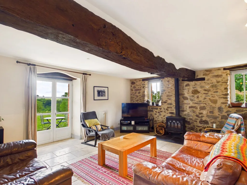 Elutuba - Stone House with Pool in Mirandol-Bourgnounac