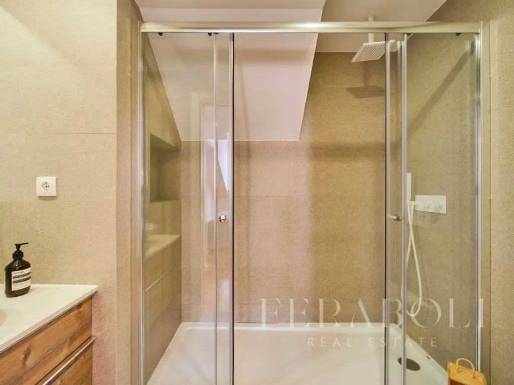 Salles de bain - Luxury Duplex Flat with River View in Lisbon