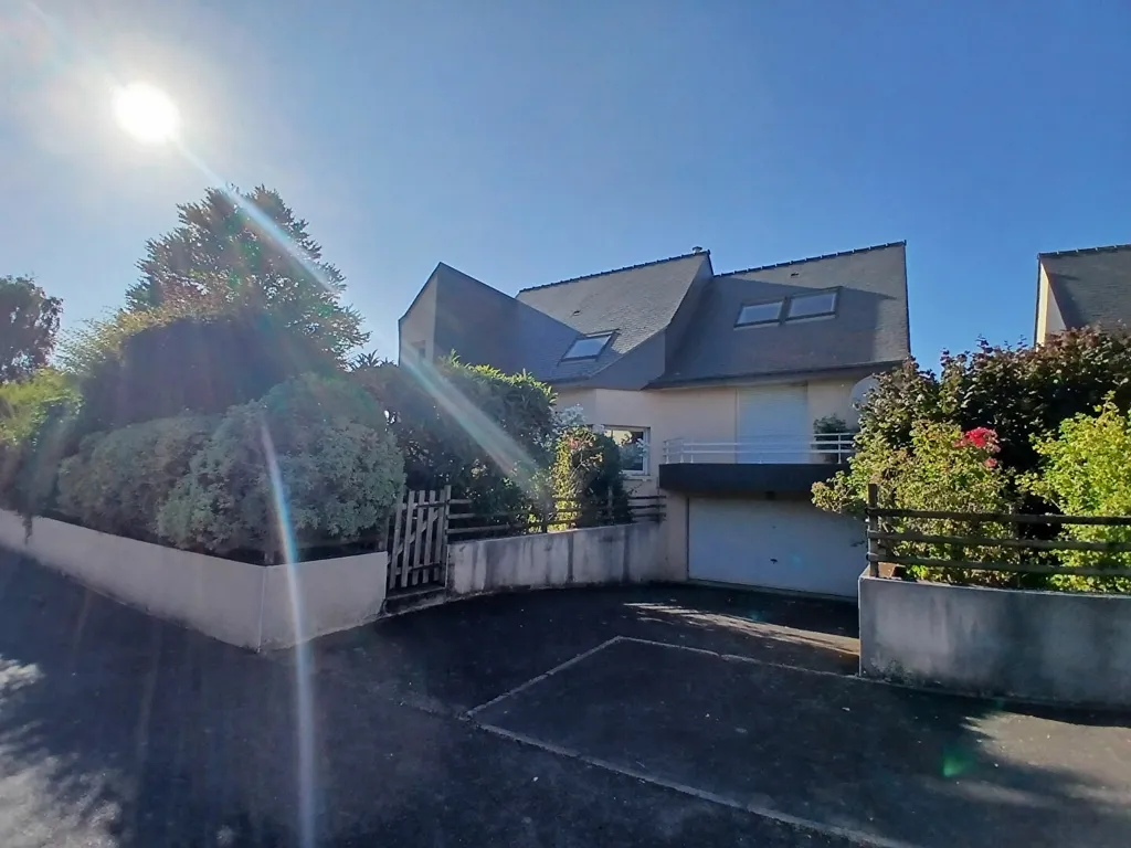 Esterno - Spacious House with Beautiful Garden in Pacé