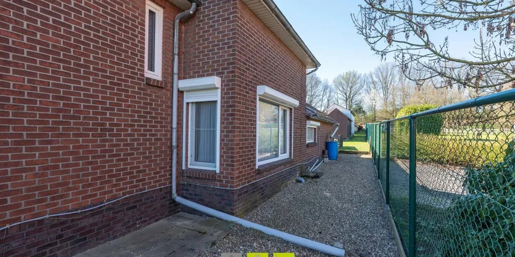 Välivaade - Detached House with Garden in Neeroeteren