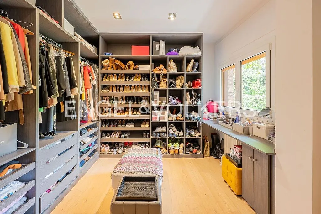 closet_dressing