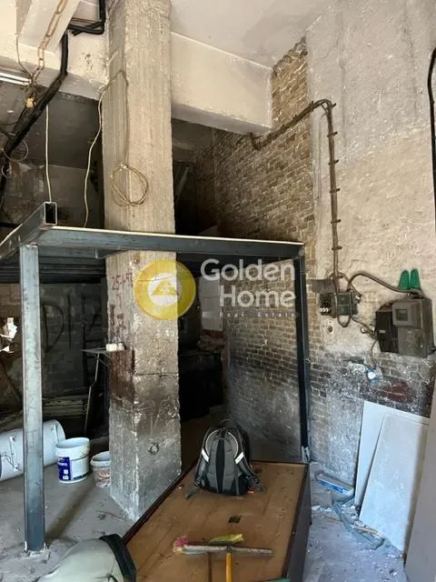 Garage - Loft Apartment with Garden in Petralona