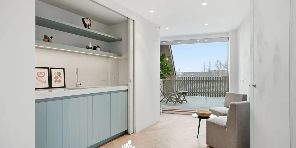 Esik - Modern Apartment with Lift in Roeselare