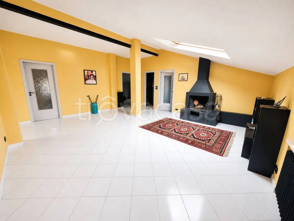 Séjour - Bifamiliar Villa with Private Garden in Givoletto
