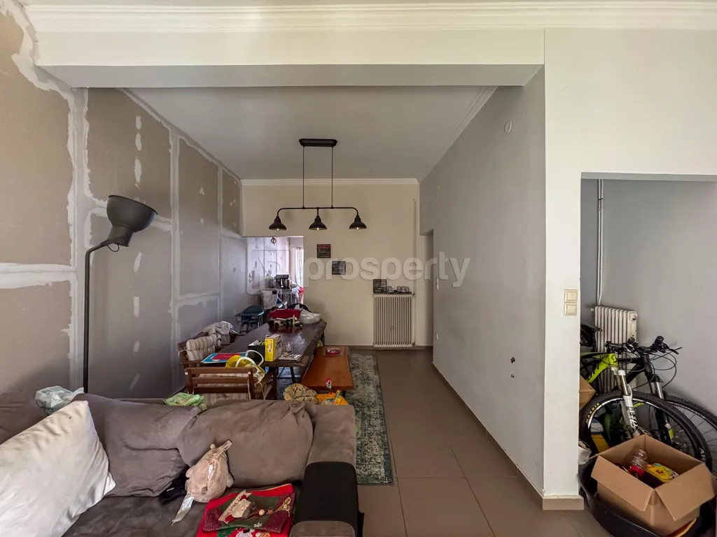 Séjour - First-Floor Apartment with Green View in Agyia, Patra