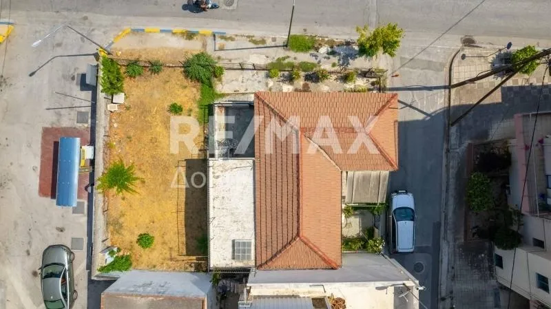 Vue aérienne - Corner House with Large Garden in Nea Dimitriada
