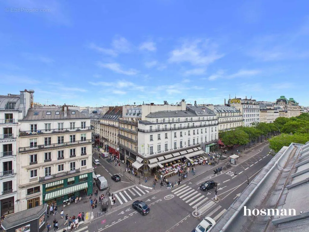 Rõdu - 2-Bedroom Parisian Flat with Rooftop View