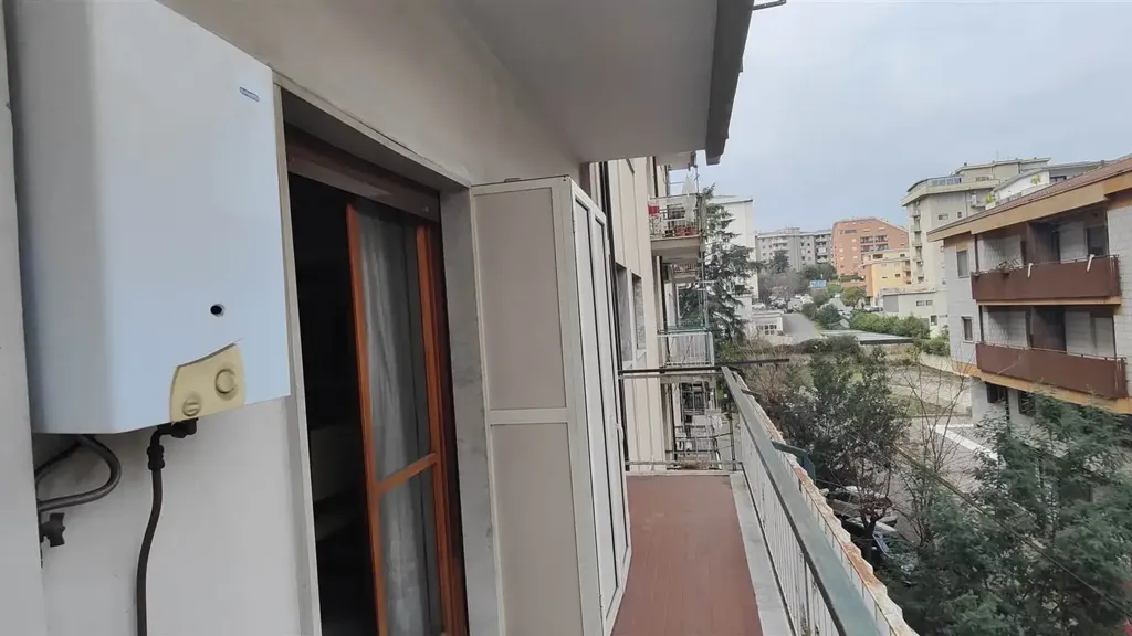 Rõdu - Spacious Apartment with Balconies in Cosenza