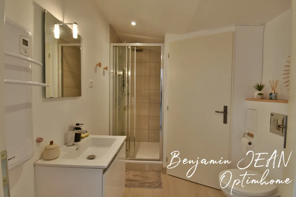 Salles de bain - Villa Familiale avec Piscine à Sérignan