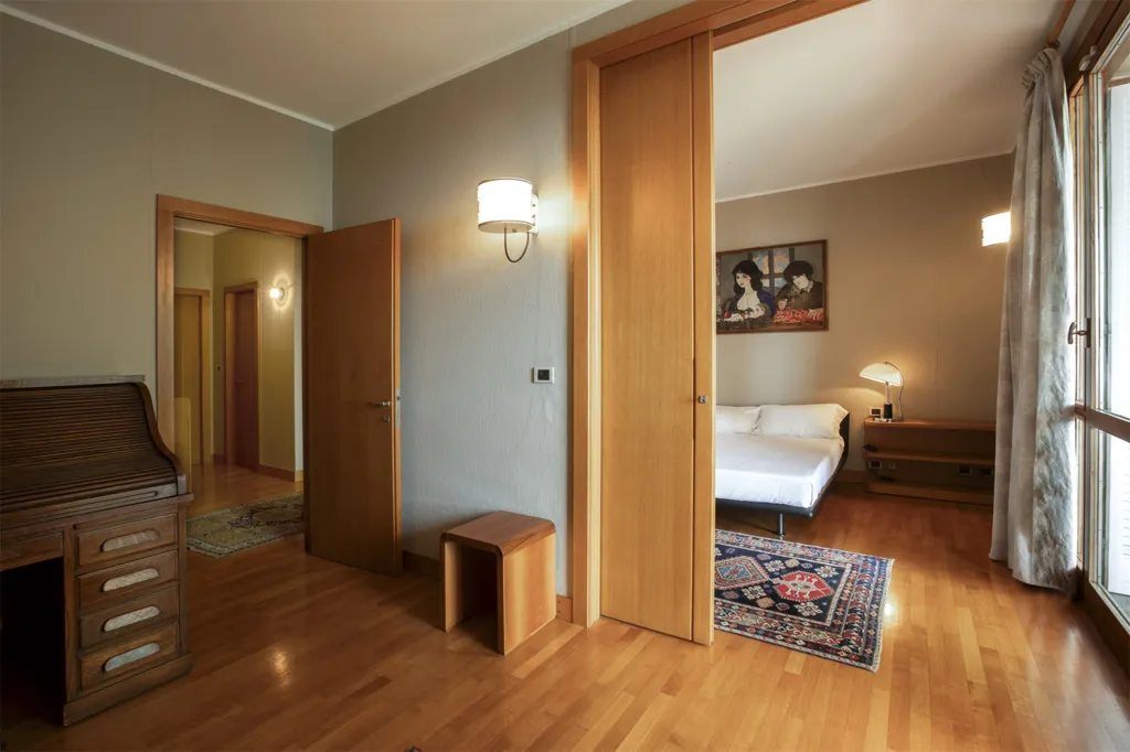 Bedrooms - Luxury Villa with Panoramic Views in Turin