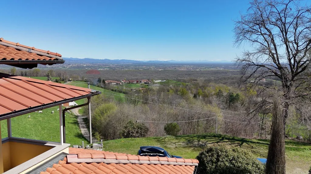 Giardino - Villa indipendente con parco privato a Magnano