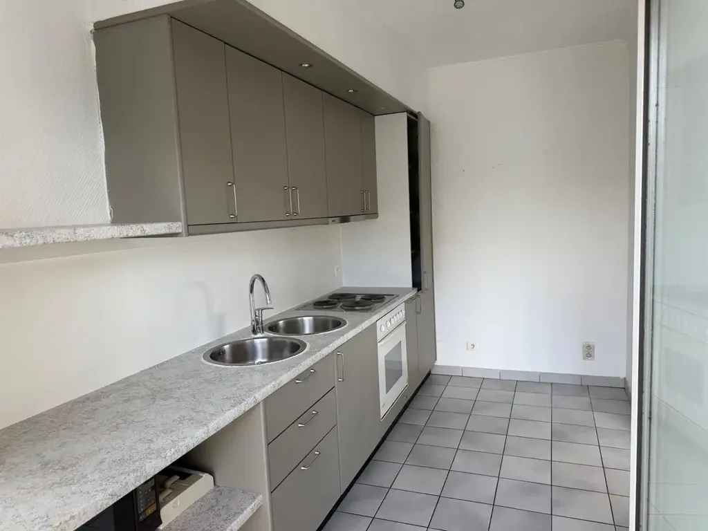 Köök - Duplex Apartment with 4 Bedrooms in Brustem Centre