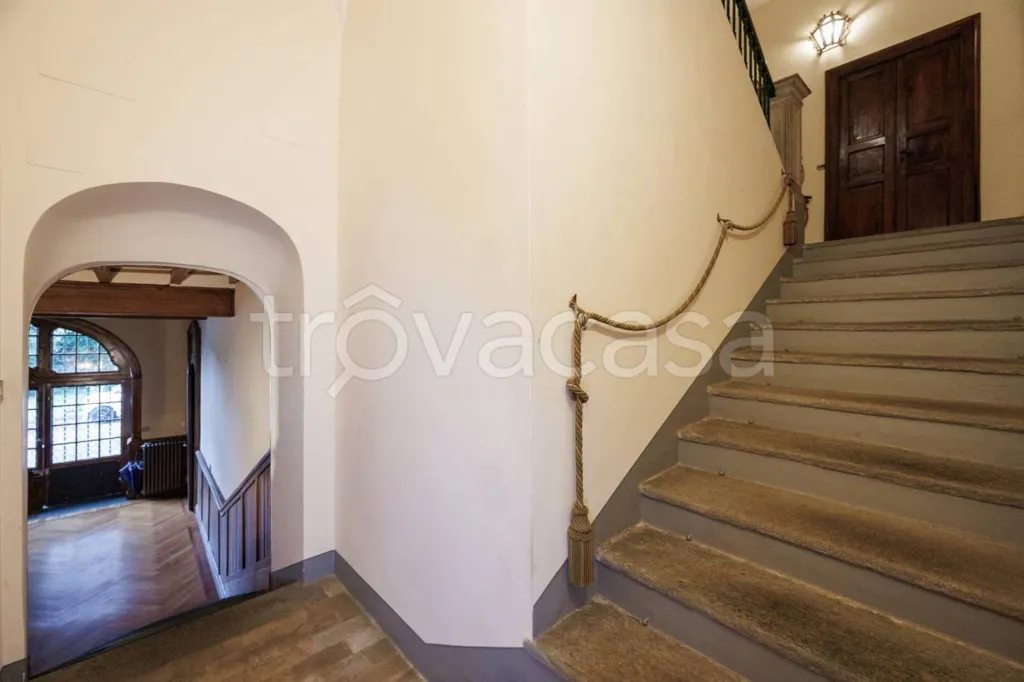 Pièces - Historic Apartment with Panoramic Terrace in Turin