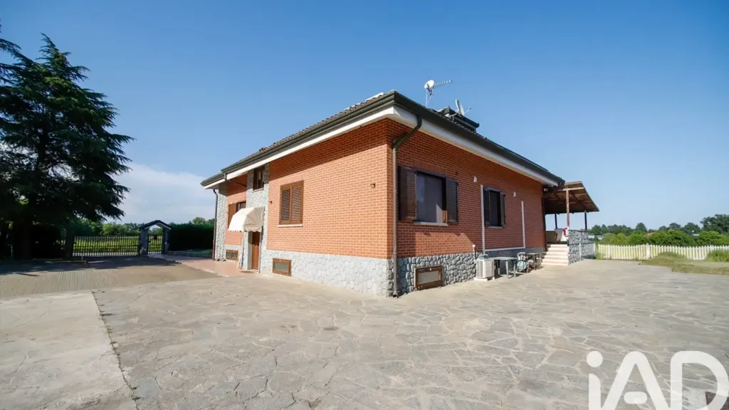 Extérieur - Modern Villa with Private Garden in Lombardore