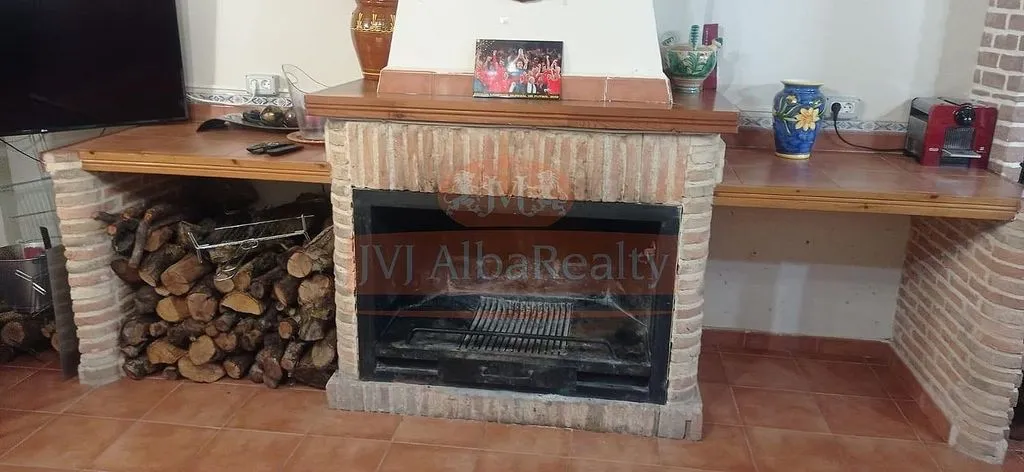 Elutuba - Terraced House with Garden in Albacete Alto de los Molinos