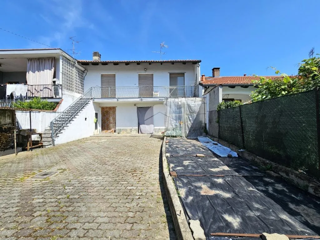 Extérieur - Restored Villa with Private Garden in Torrazza Piemonte