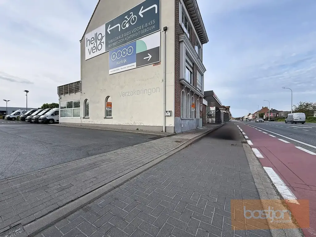 Ärihoone asukohas Kuurne