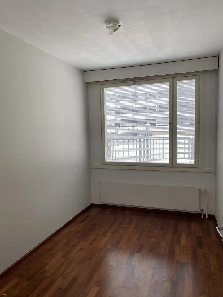 Toad - Bright Apartment with East-West Windows in Tampere Centre