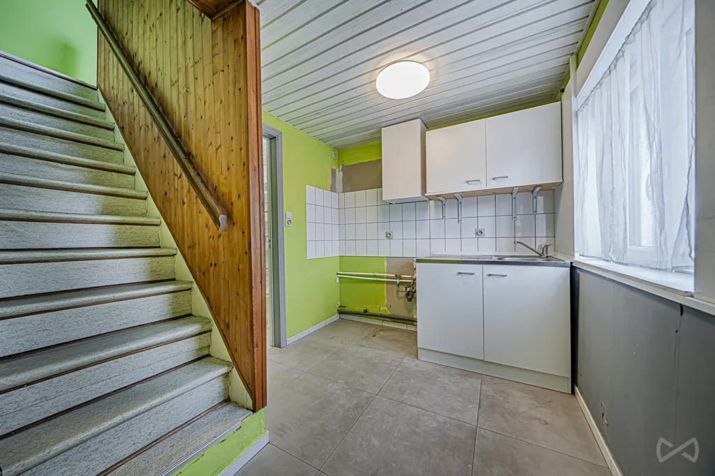 Toad - Semi-detached House with Garden in Cuesmes