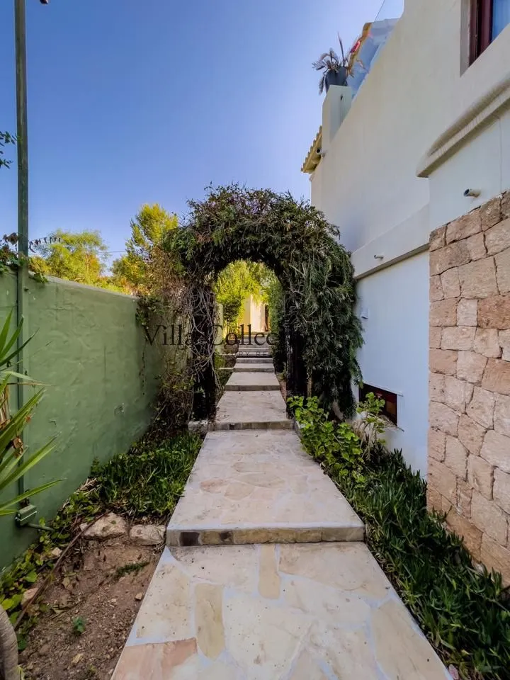 Jardin - Luxury Villa with Sea View in Cap Martinet