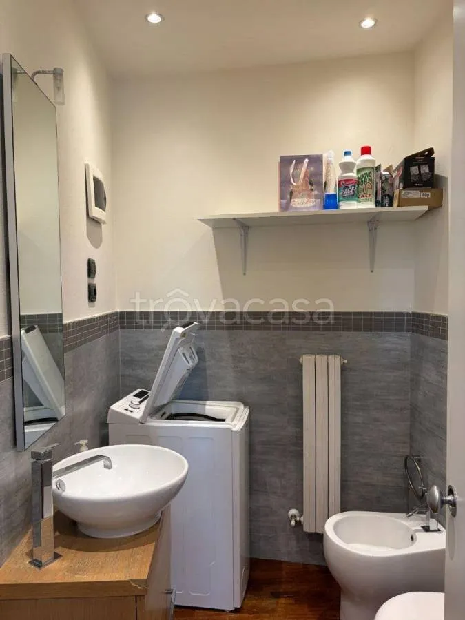 Bagni - Apartment with Terrace in Modena