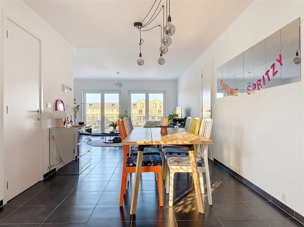 Salle à manger - Appartement avec balcon et parkings à Arlon
