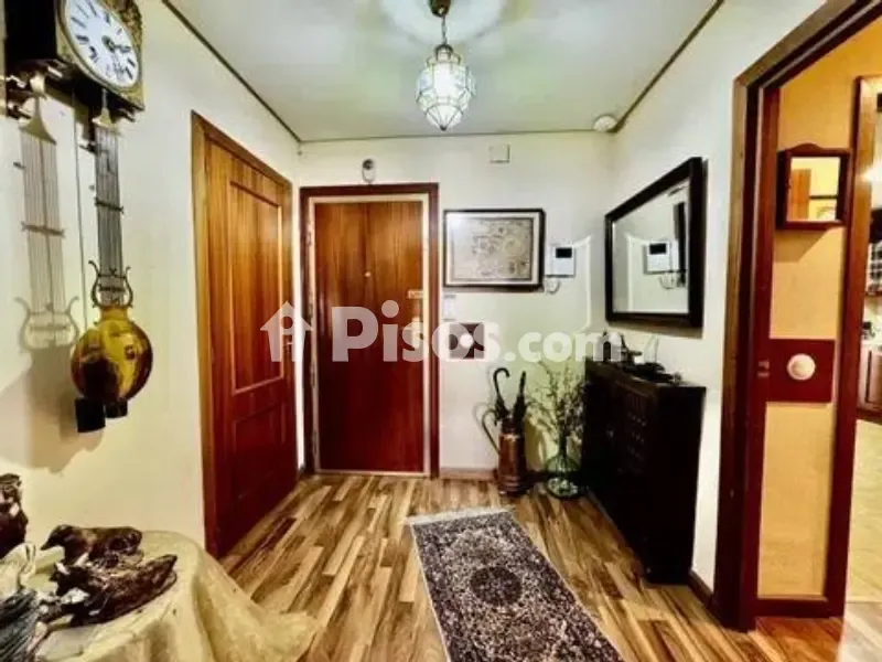 Entrée - Spacious Apartment with Terrace in El Torreón
