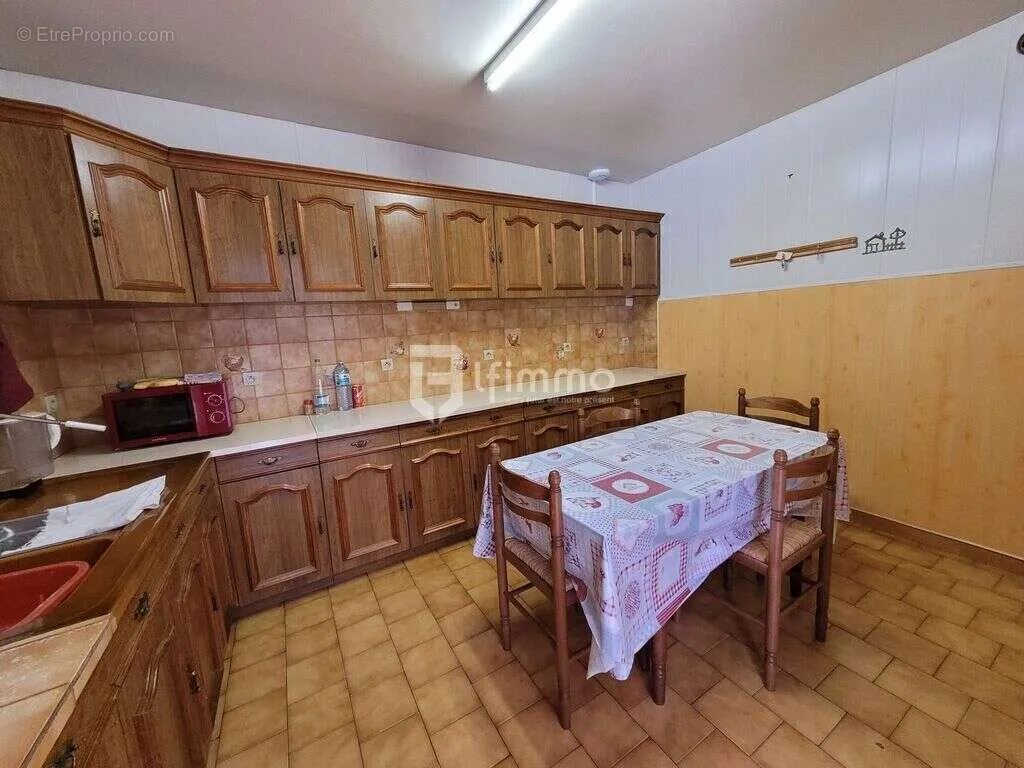 Cuisine - Maison Mitoyenne 4 Pièces avec Terrasse à Vendôme