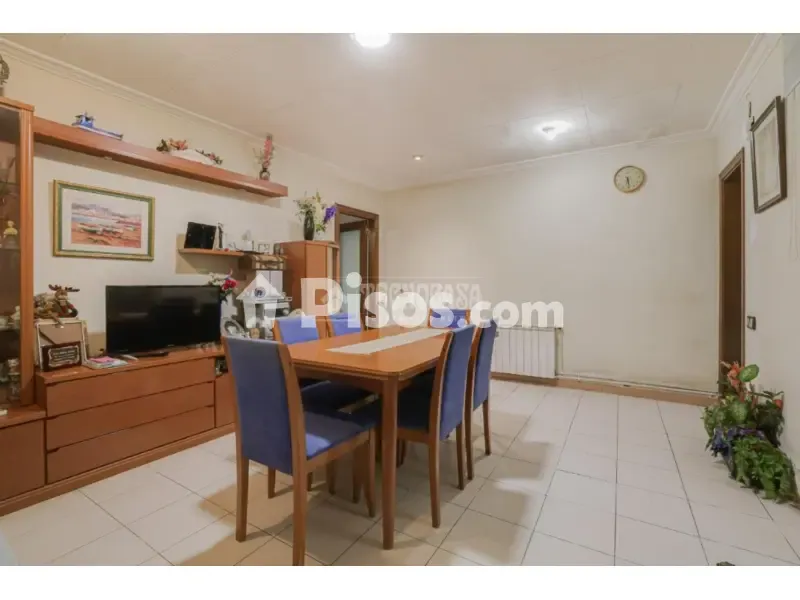 Sala da pranzo - Two-Storey House with Terraces in Terrassa