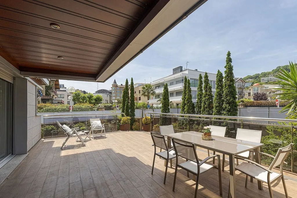 Terrass - Duplex with Terrace in Ondarreta
