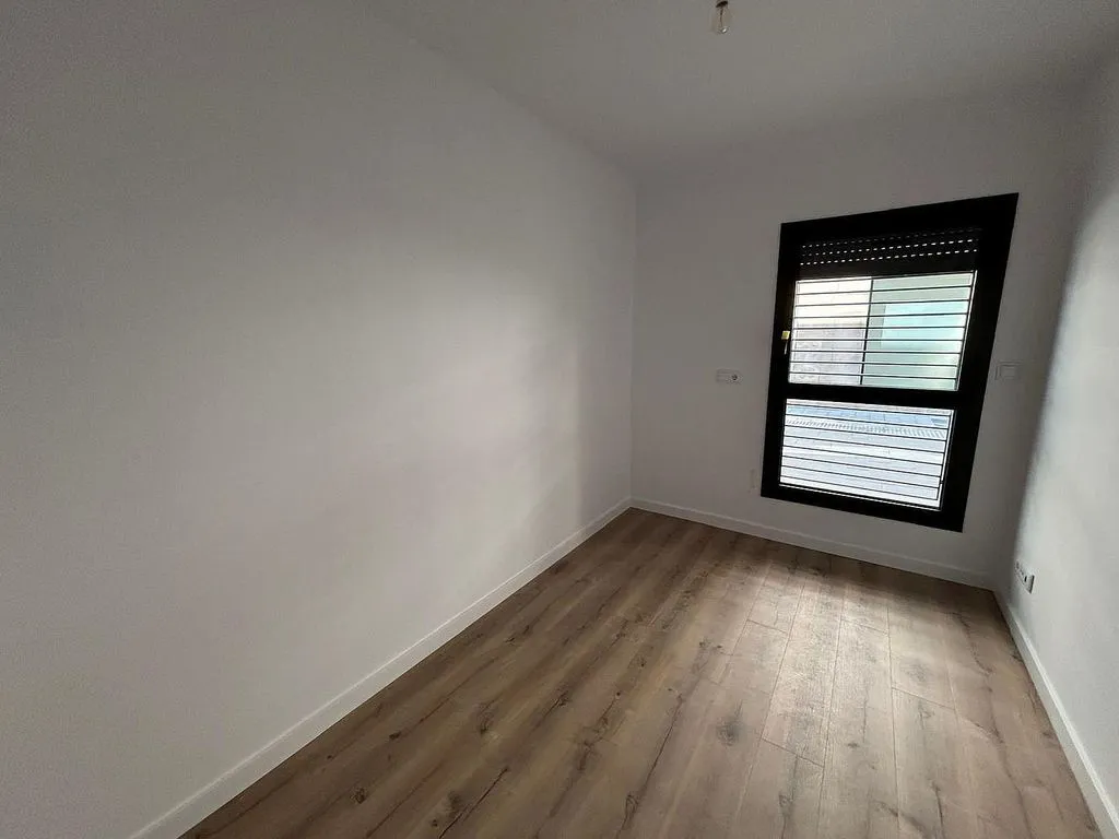 Toad - Modern Flat with Air Conditioning in Sabadell