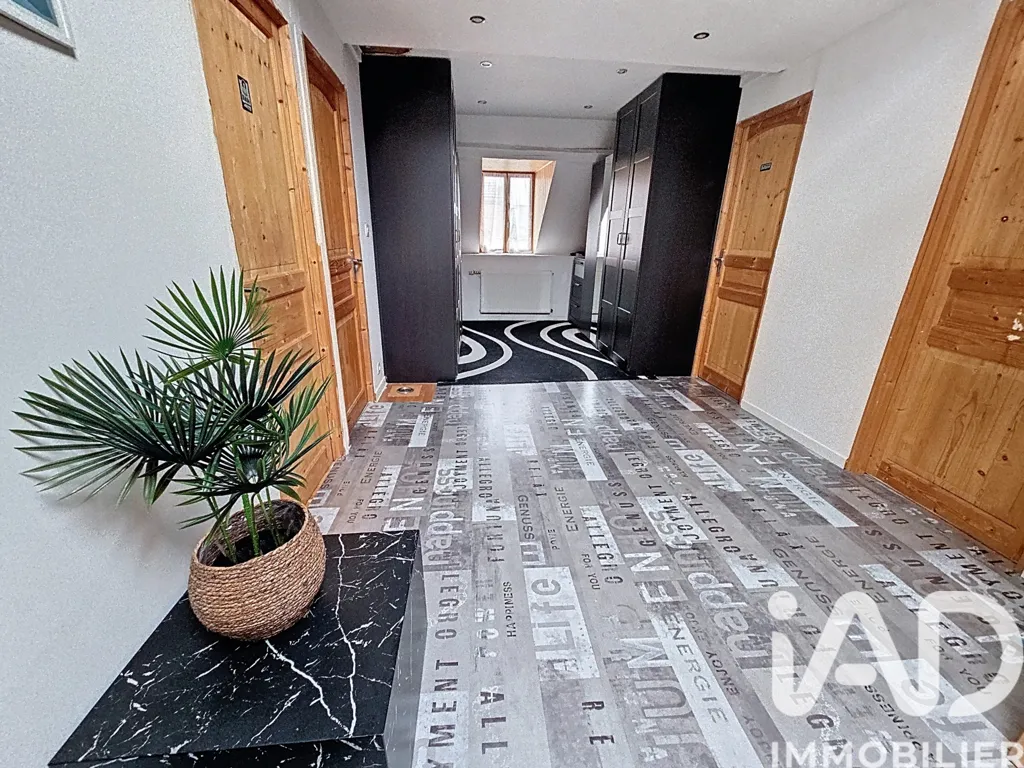 Esik - Charming Character House with Pool in Sin-Le-Noble