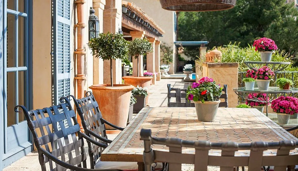 Terrasse - Luxury Villa with Pool in Cala Llamp