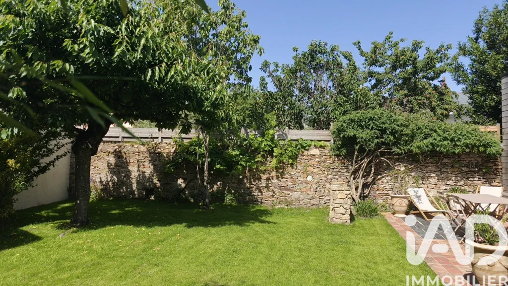 Garden - Charming Townhouse with Garden in Couëron